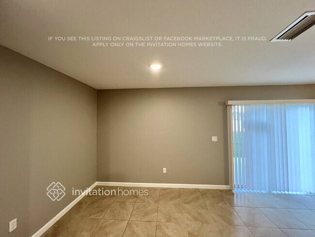 Foto del edificio - 1931 SE Dock St