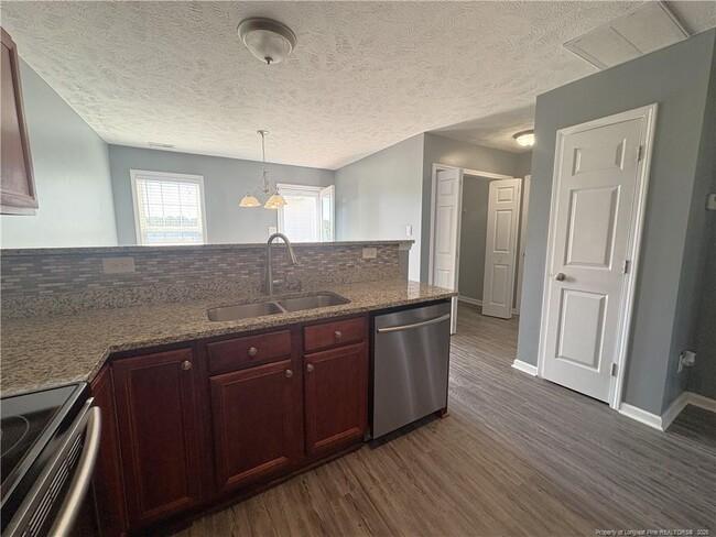 Building Photo - 117 Scranton Ct