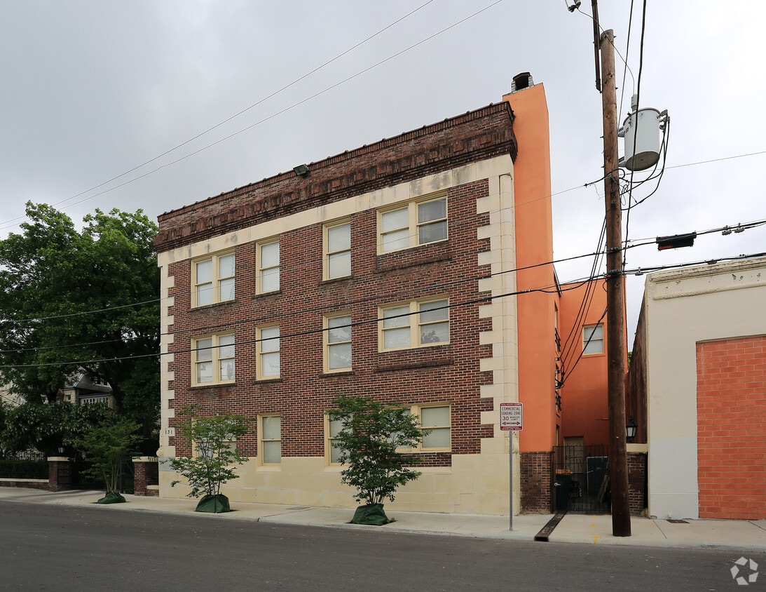 Building Photo - Toltec Apartments