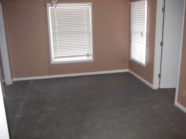 Foto del edificio - 1108 W 4th St