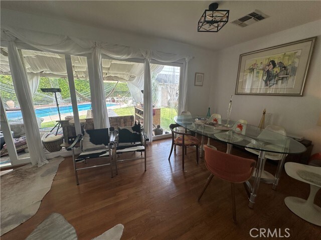 Foto del edificio - 12811 Cumpston St