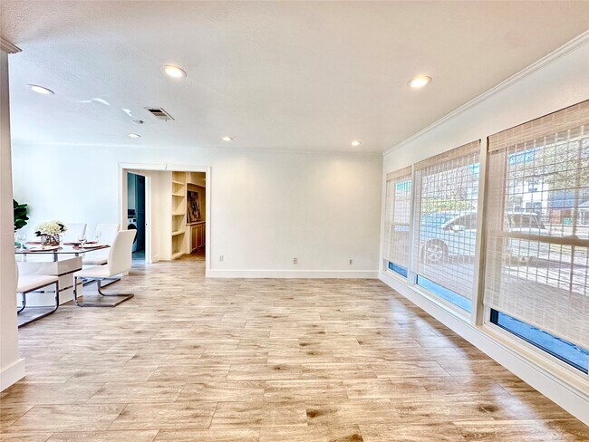 Foto del edificio - 5421 Judalon Ln