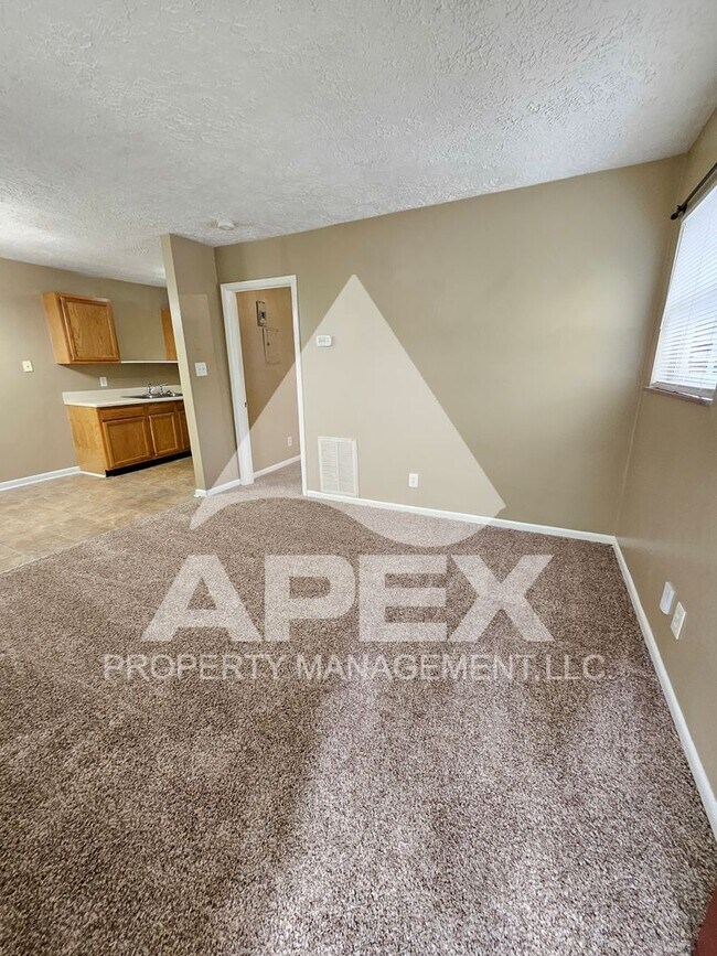 Foto del edificio - Spacious 1-Bd / 1-Ba Apartment In South Knoxville!