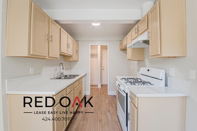 Foto del edificio - 1375 W San Bernardino Rd