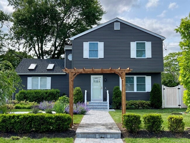 Foto del edificio - 120 Clinton Ave