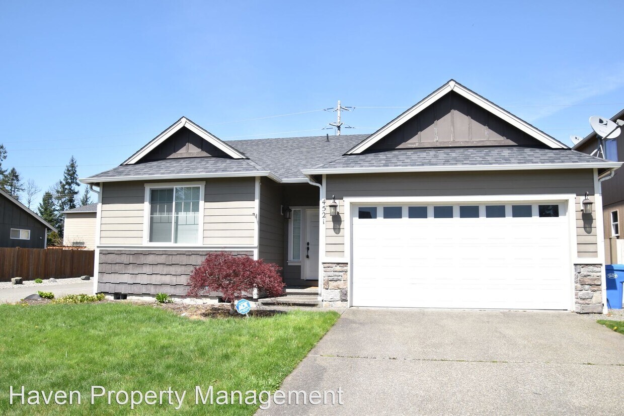 Foto principal - 3 br, 2 bath House - 4521 201st St E