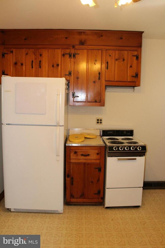 Foto del edificio - 218 Hillcrest Dr