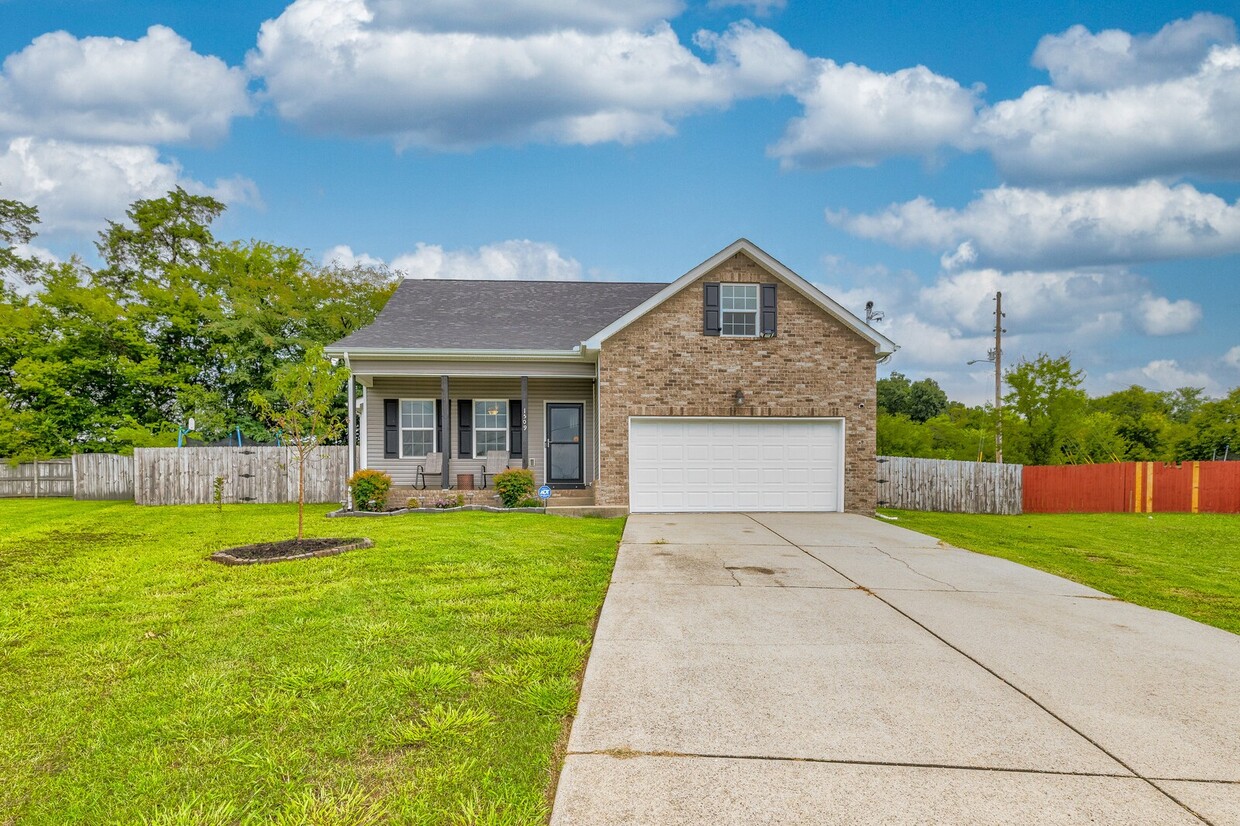 1509 Old Farm Trail, La Vergne, TN 37086 House Rental in La Vergne