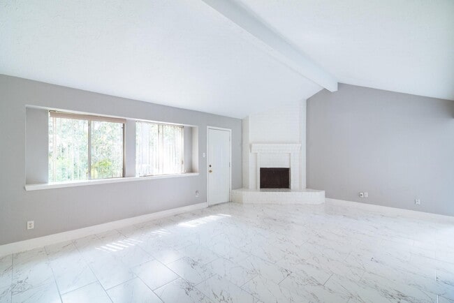 Building Photo - 25535 Wingfield Ln