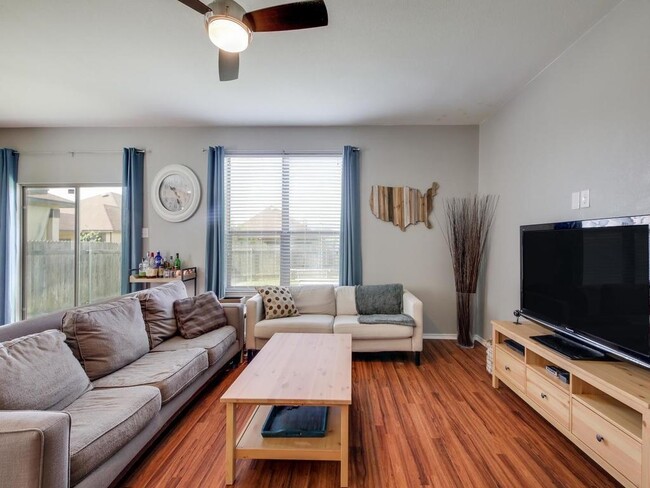 Building Photo - 1013 Oatmeal Drive