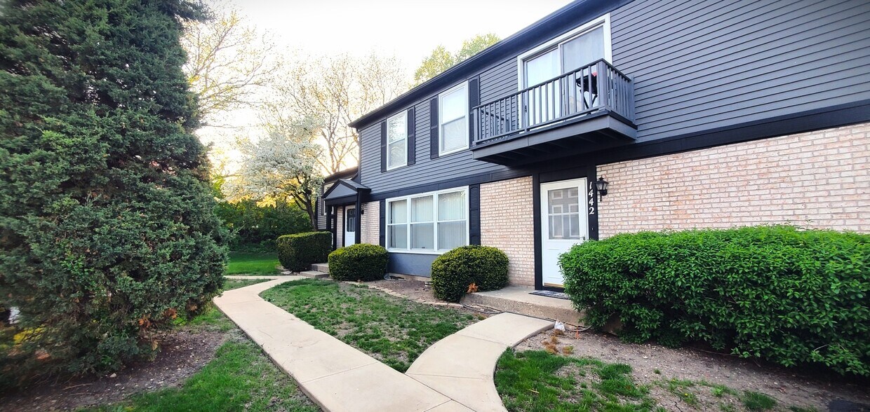 1442 Inverrary Ln, Deerfield, IL 60015 Condo for Rent in Deerfield