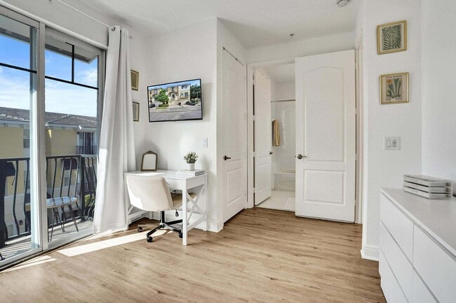 Foto del edificio - 642 NW 38th Cir