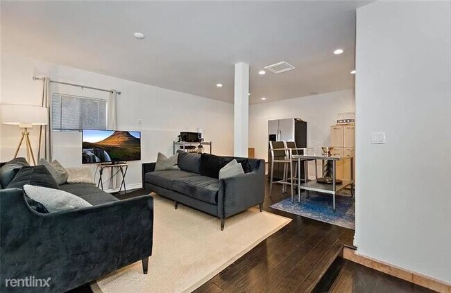 Building Photo - 1 br, 1 bath House - 861 Sobrecolinas Pl