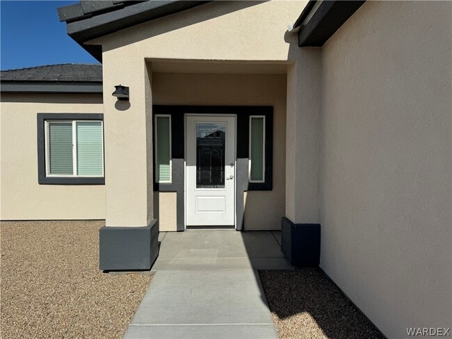 Building Photo - 5079 S Jacaranda Pl