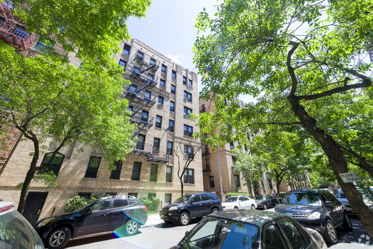 4331 45th St, Sunnyside, NY 11104 Apartments in Sunnyside, NY