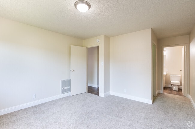 3BR, 2BA - Residence 3 - Marina Plaza