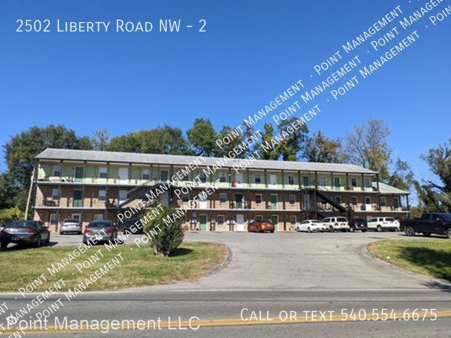 2502 Liberty Rd NW Unit 2, Roanoke, VA 24012 Room for Rent in Roanoke