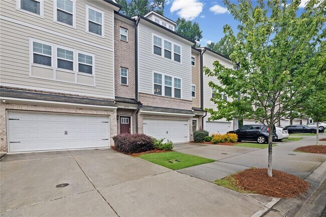 Foto del edificio - 2779 White Oak Ln