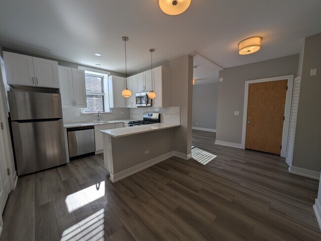 Foto del edificio - 3943 N Janssen Ave