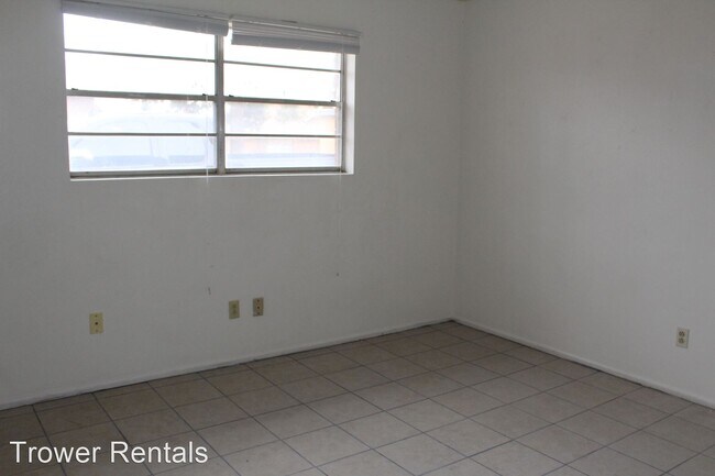 Foto del edificio - 2 br, 2 bath House - 2704A Fair Palms