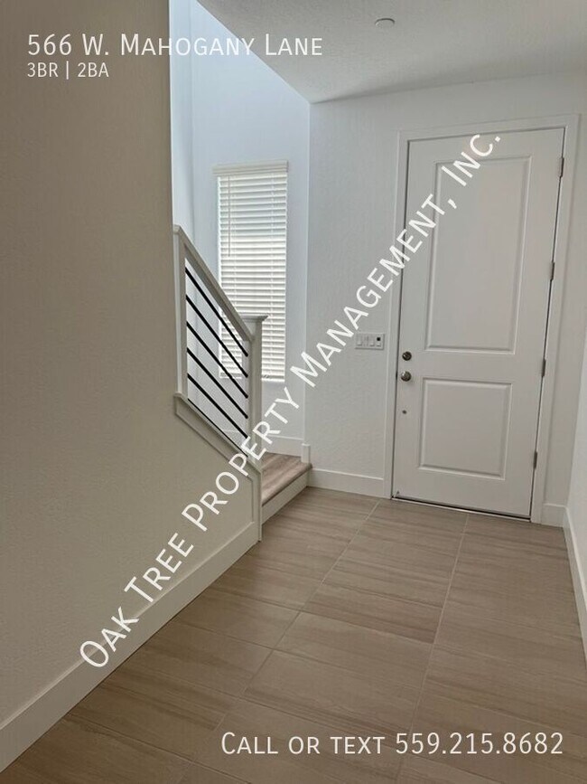 Foto del edificio - 566 W Mahogany Ln