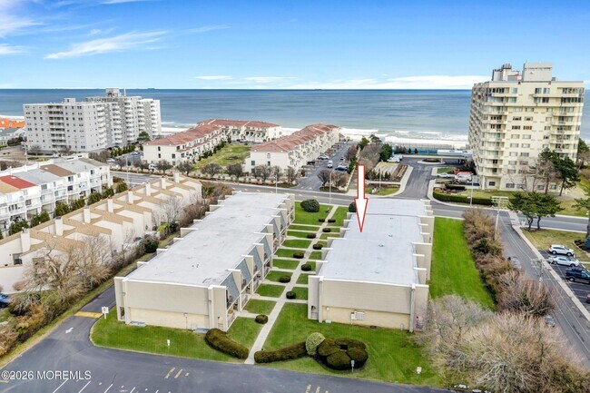 Building Photo - 720 Ocean Ave N