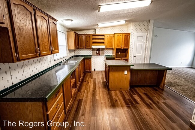 Building Photo - 3 br, 2 bath House - 6084 Cindy Lane