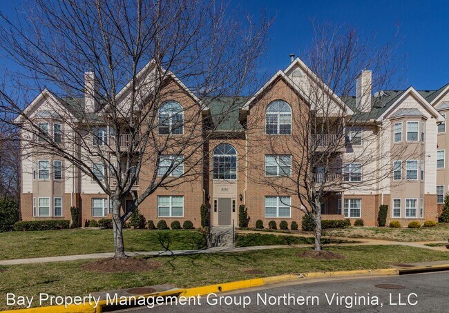 Building Photo - 2 br, 2 bath House - 4120 MONUMENT CT #202