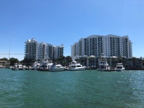 Building Photo - 7900 Harbor Island Dr