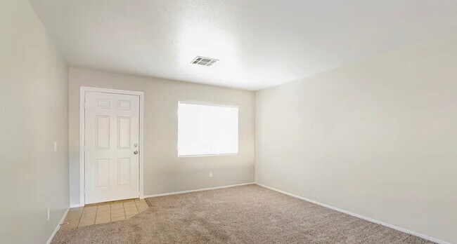 Building Photo - 10436 Coyote Cub Ave