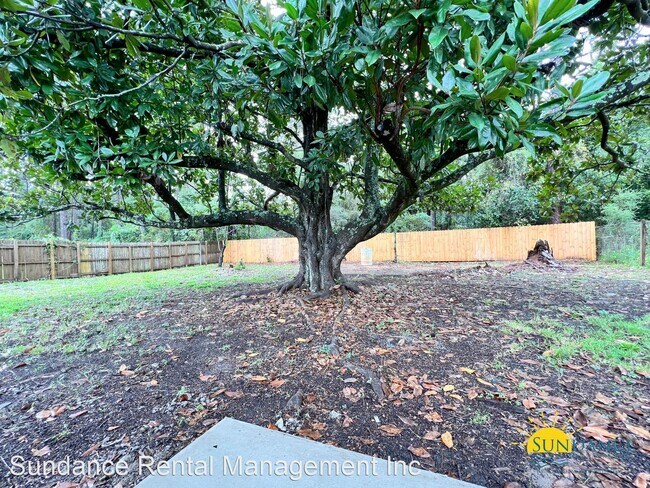 Foto del edificio - 4 br, 1.5 bath House - 207 Ajax Drive NW