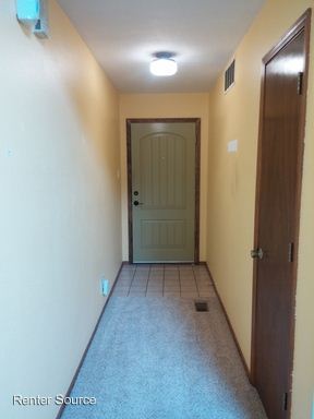 Foto del edificio - 1727 Altez St NE