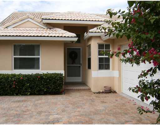 Primary Photo - 5260 Grande Palm Cir