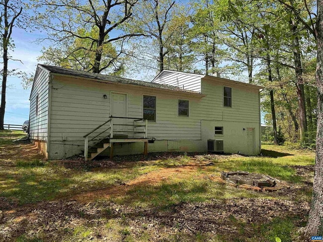 Building Photo - SINGLE FAMILY HOME.