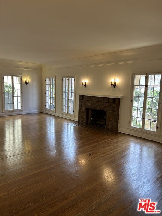 Foto del edificio - 326 N Orange Dr