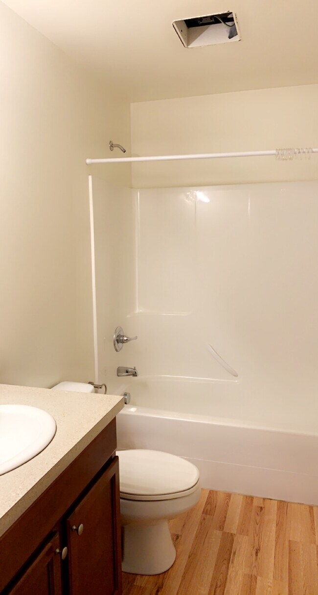 257 S 7th St, Lynden, WA 98264 Townhome Rentals in Lynden WA