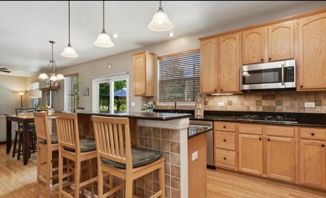 Foto del edificio - 841 Barclay Dr