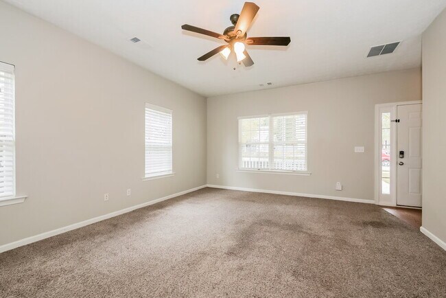 Foto del edificio - 251 Prescott Ct
