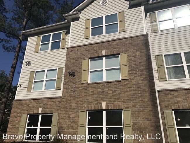 Foto del edificio - 3 br, 2 bath House - 8202 Fairington Villa...