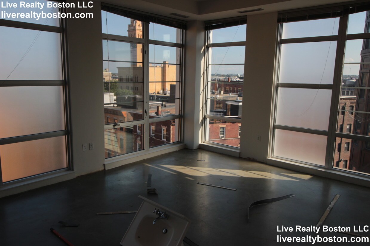 Foto principal - 145 E Berkeley St
