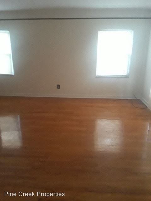 Building Photo - 2 br, 1 bath Apartment - 18015 Harvard Ave