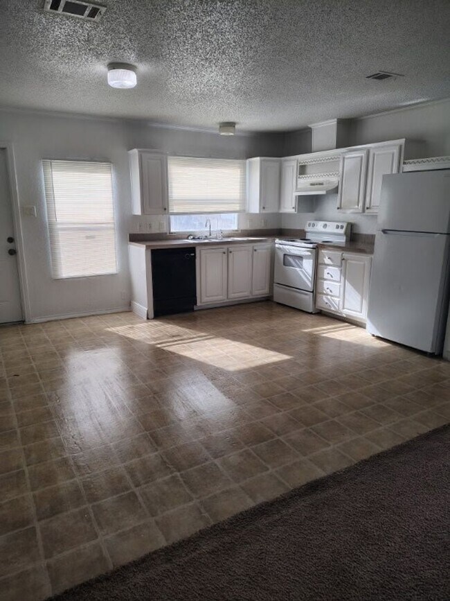 Building Photo - 11810 Greenglen Dr