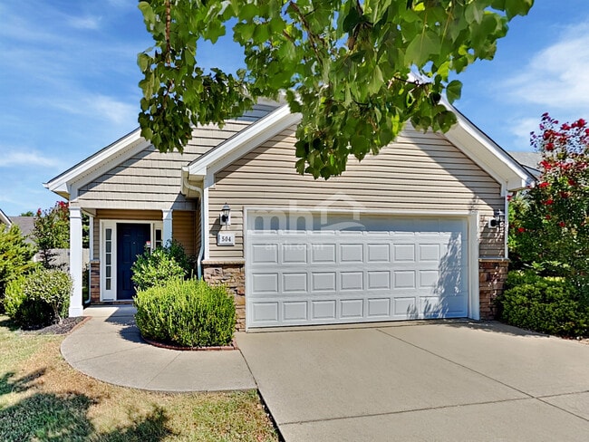 Building Photo - 504 Commendable Ln