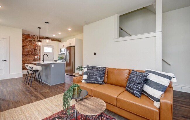 Foto del edificio - 1298 Parsons Ave