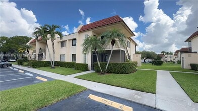 Building Photo - 16461 Blatt Blvd