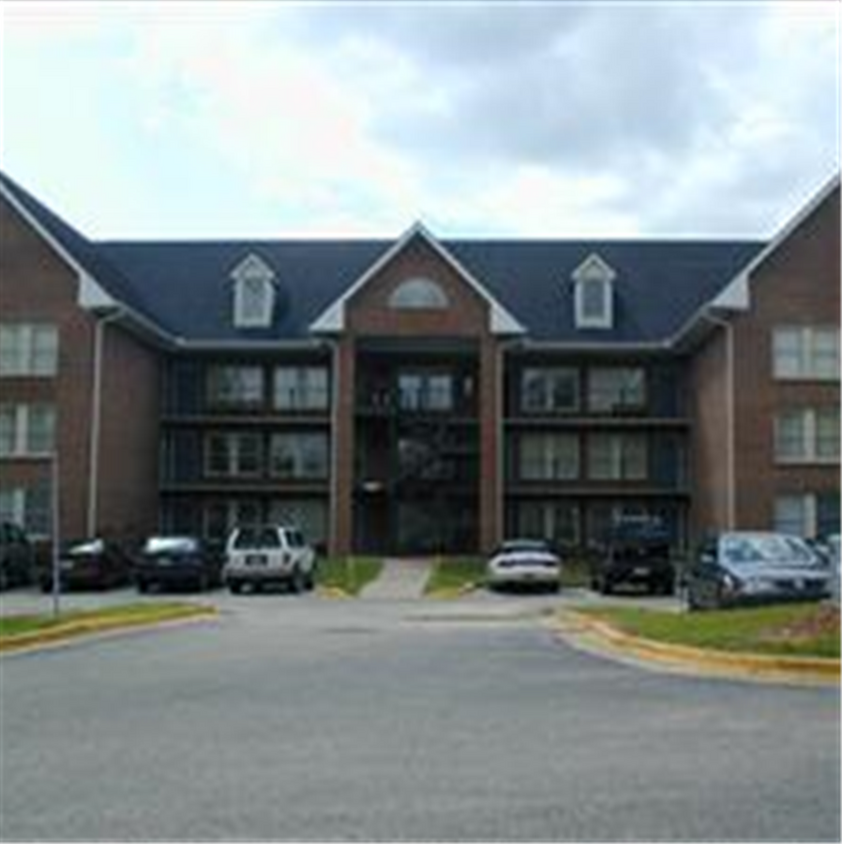 Primary Photo - Deerfield Condominiums