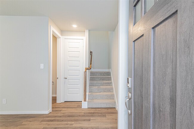 Building Photo - 4109 Fig Grv St