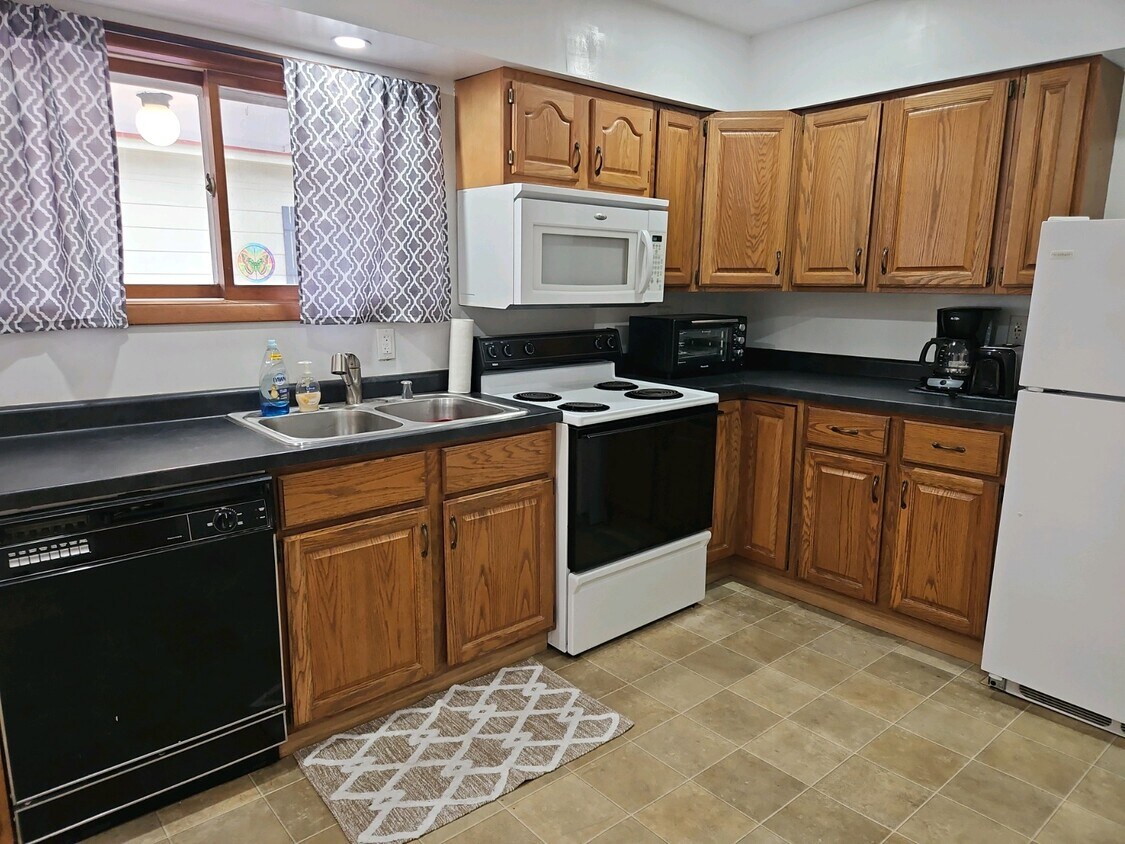 133 N Glendale Ave, Tomah, WI 54660 House Rental in Tomah, WI