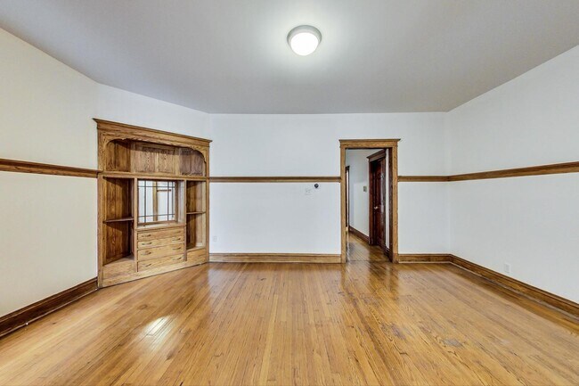Foto del edificio - 3515 N Wilton Ave