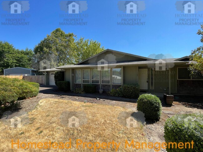 Foto del edificio - 130 Cottonwood Ct